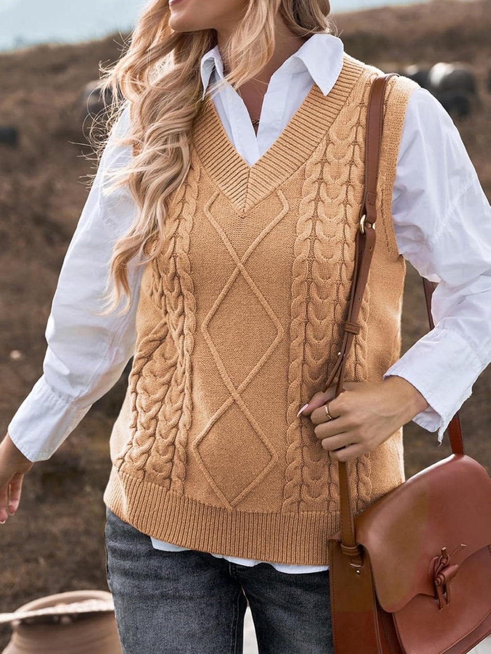 Classic Cable Knit V-Neck Sweater Vest - Camel